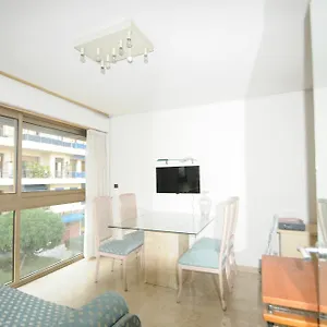 Apartment Centre Promenade With Terrace Next To The Sea In The Pedestrian Area, Nice